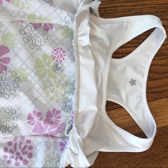 TEK Gear Workout Top.  Womens Size Medium - Picture 3 of 5